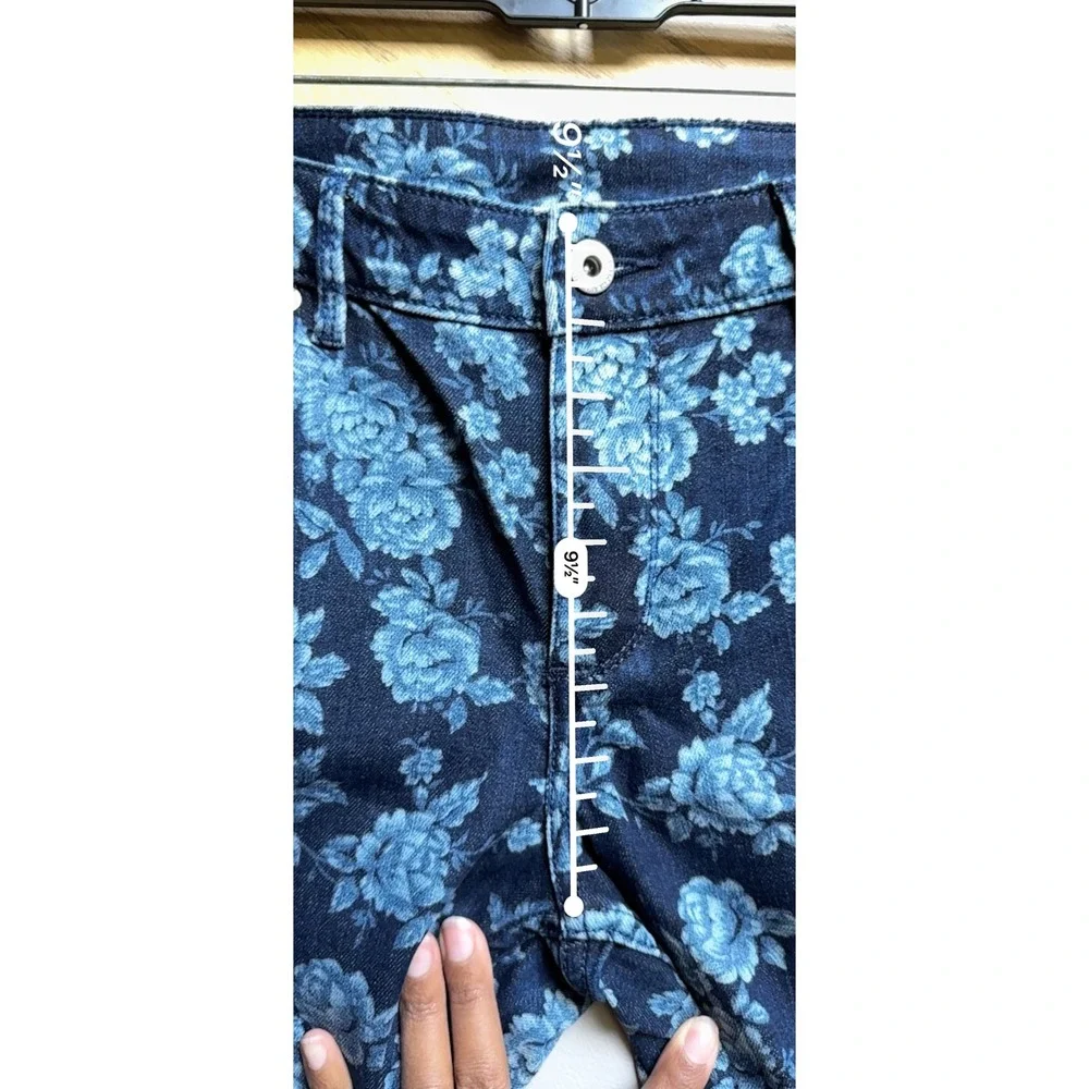 Liz Claiborne measurements waist